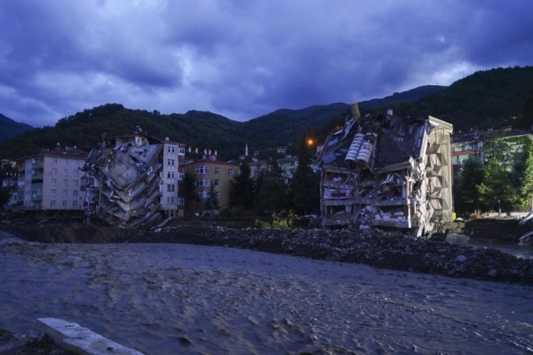 Kastamonu Valiliği'nden '250-300 ceset &ccedil;ıkarıldığı' iddialarına a&ccedil;ıklama