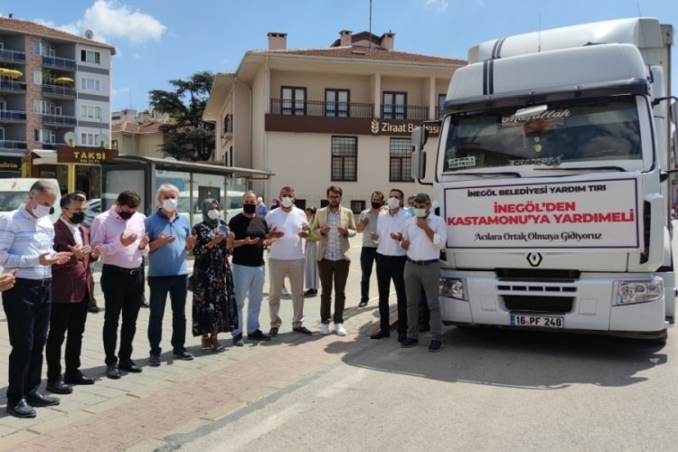 Bursa'nın İneg&ouml;l il&ccedil;esinden selin etkilediği Kastamonu'ya su yardımı yapıldı