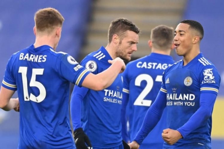 Leicester tek golle 3 puanı kaptı