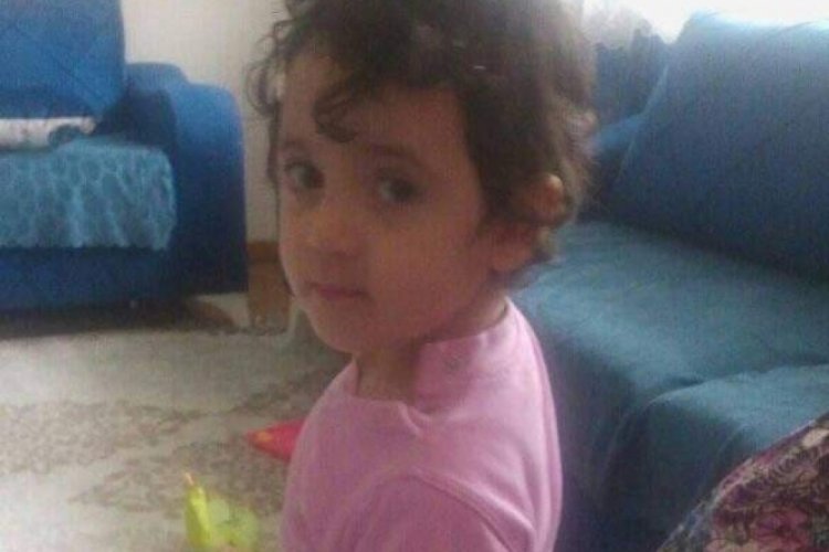 Bursa'da dolabın altında kalan minik Kumsal, hayatını kaybetti