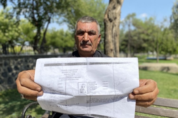 35 yıl &ouml;nce firar ettiği askerlik nedeniyle 'Vatansız' belgesi verildi