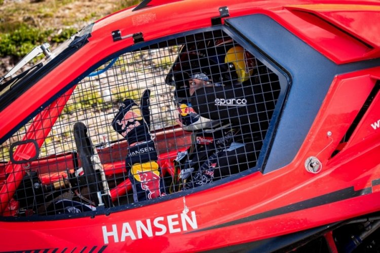 Ypres Rallisi'ni Thierry Neuville kazandı!