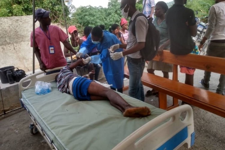 Haiti'de korkun&ccedil; deprem! &Ouml;l&uuml; sayısı 1297'ye y&uuml;kseldi