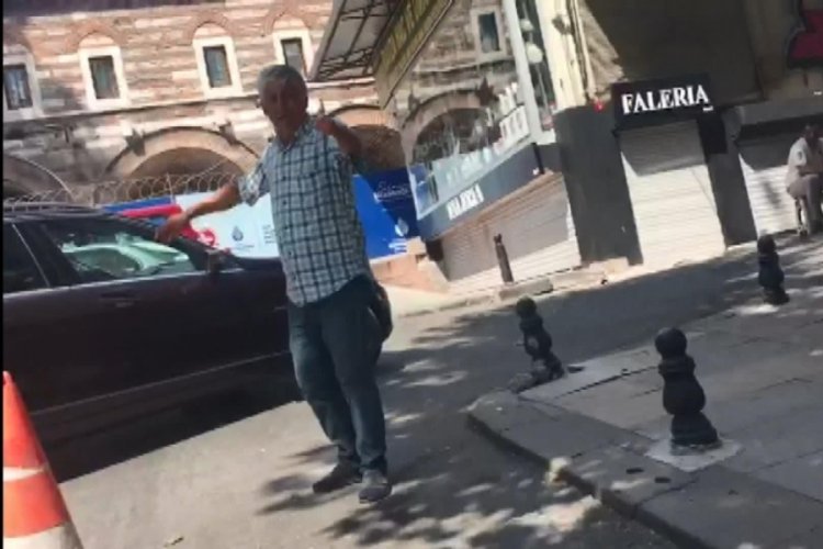 İstanbul'da polis ekiplerinden 'değnek&ccedil;i'ye su&ccedil;&uuml;st&uuml;!