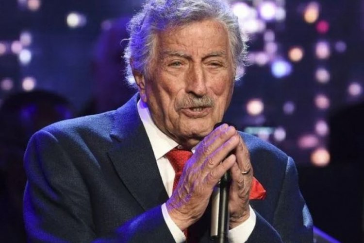 Efsane m&uuml;zisyen Tony Bennett sahnelere veda etti