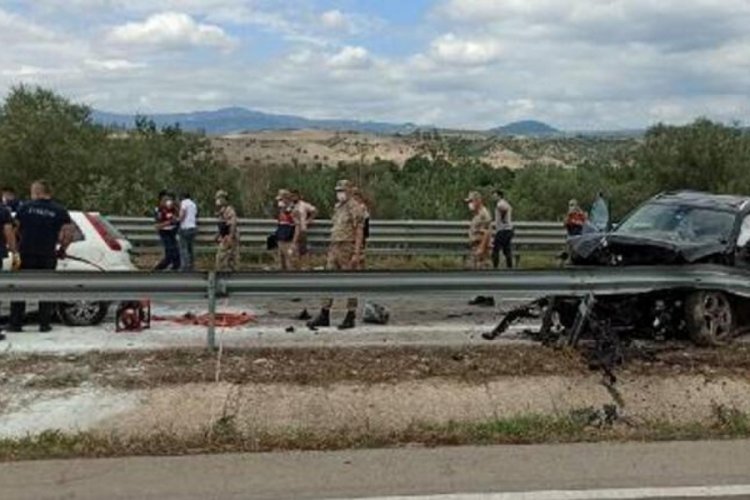 Amasya'da korkun&ccedil; kaza! 2 &ouml;l&uuml;, 5 yaralı