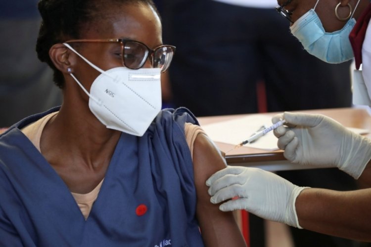 Afrika'da &uuml;retilen 10 milyon doz aşı AB'ye ihra&ccedil; edildi