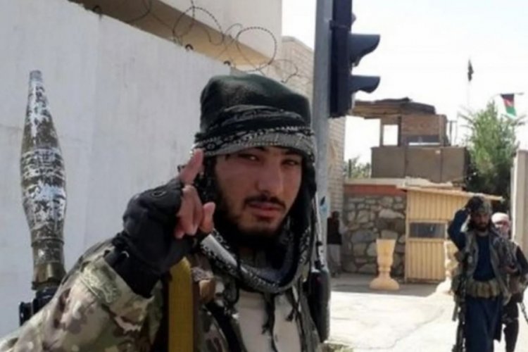 Taliban'dan vatandaşlara &ccedil;ağrı! Kadınlar dahil herkesi işe &ccedil;ağırdı