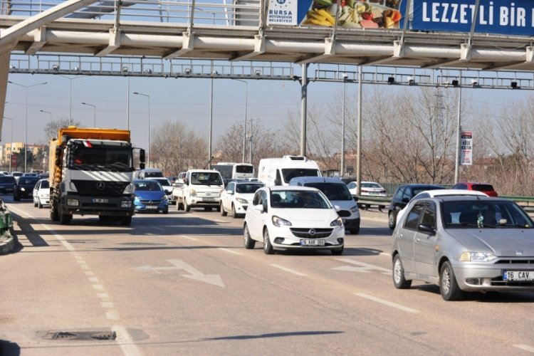 Bursa Oto Galericiler Odası Başkanı Yanık: İkinci elde indirim m&uuml;mk&uuml;n değil