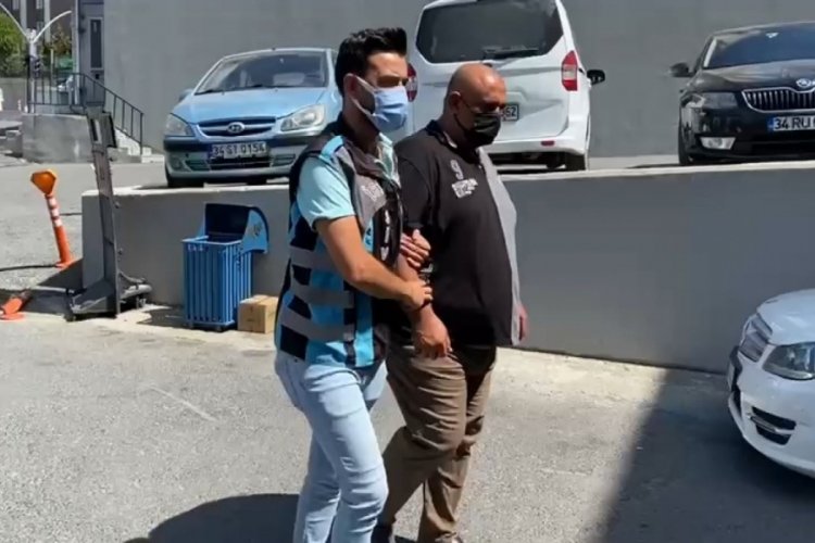İstanbul'da trafikte tartıştığı kişinin aracına &ccedil;arpan s&uuml;r&uuml;c&uuml; yakalandı