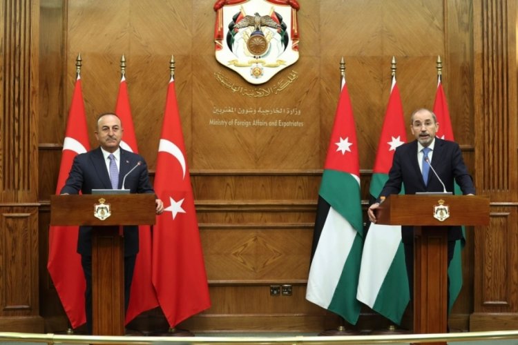 Bakan &Ccedil;avuşoğlu, &Uuml;rd&uuml;n'de mevkidaşı Safadi ile g&ouml;r&uuml;şt&uuml;