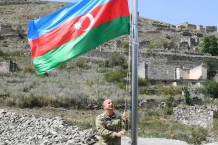 Cumhurbaşkanı İlham Aliyev 2. Karabağ Savaşı'nın ardından ilk kez Kelbecer'i ziyaret etti