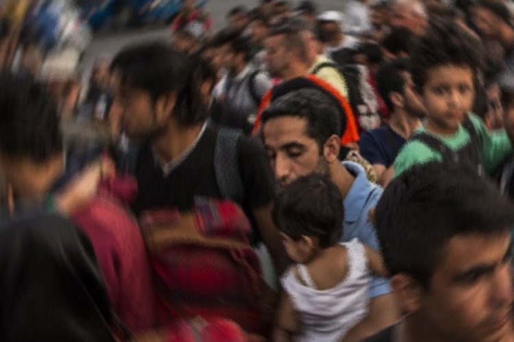 İstanbul'da yılbaşından bu yana toplam 38 bin 251 d&uuml;zensiz g&ouml;&ccedil;men yakalandı
