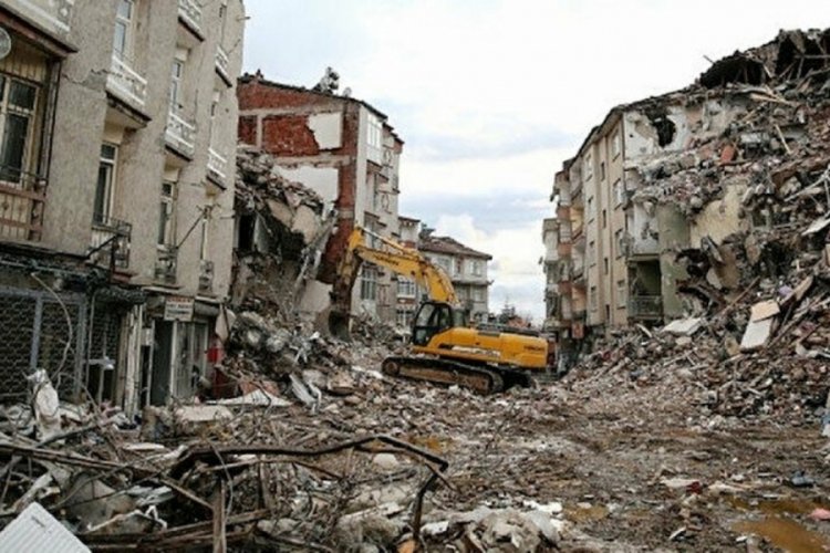 Korkutan uyarı: İstanbul depremi 2026'ya kadar meydana gelebilir