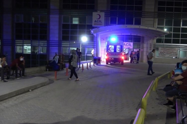 Gece yarısı korkun&ccedil; olay: Gen&ccedil; kız 4. kattan d&uuml;şt&uuml;
