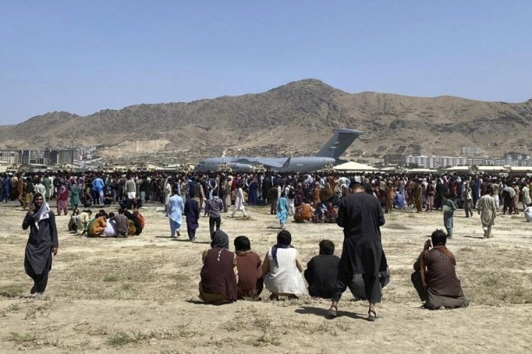 D&uuml;nya bu g&ouml;r&uuml;nt&uuml;leri konuşmuştu! ABD yerine Uganda'ya g&ouml;t&uuml;rd&uuml;ler