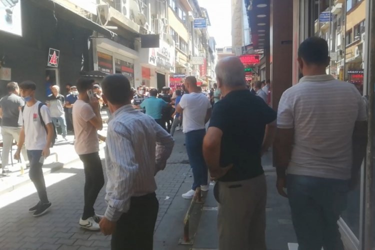 Malatya'da bı&ccedil;aklı- sopalı kavga: 3 yaralı
