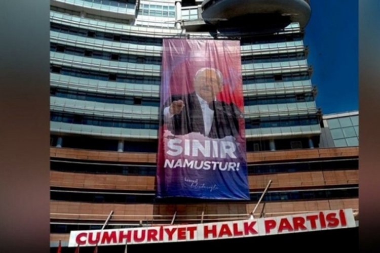 CHP Genel Merkez'e 'Sınır namustur' pankartı asıldı