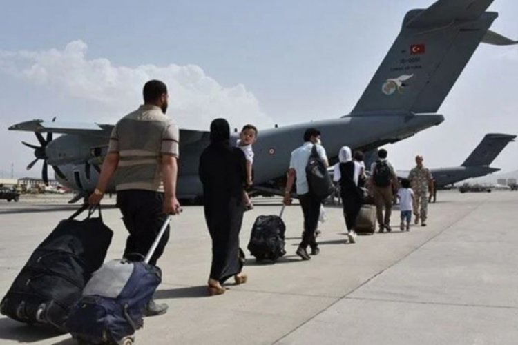 Afganistan'daki&nbsp;200'&uuml; aşkın T&uuml;rk vatandaşı tahliye ediliyor