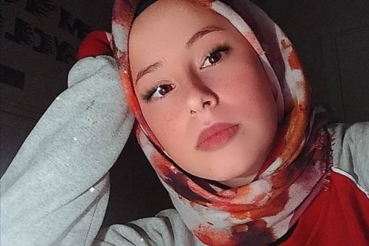 Bisikletiyle gezen gen&ccedil; kız kazada &ouml;ld&uuml;!