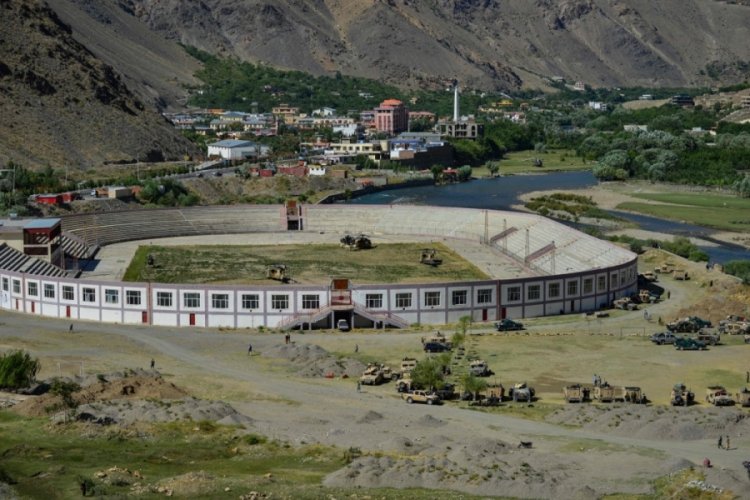 Afganistan'da direniş&ccedil;iler toplanıyor!