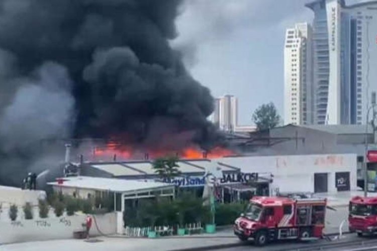 İstanbul'da korkutan restoran yangını
