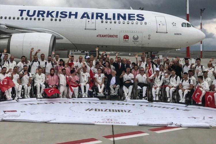 Bakan Kasapoğlu, 2020 Tokyo Paralimpik Oyunları katılan sporcuları yolcu etti