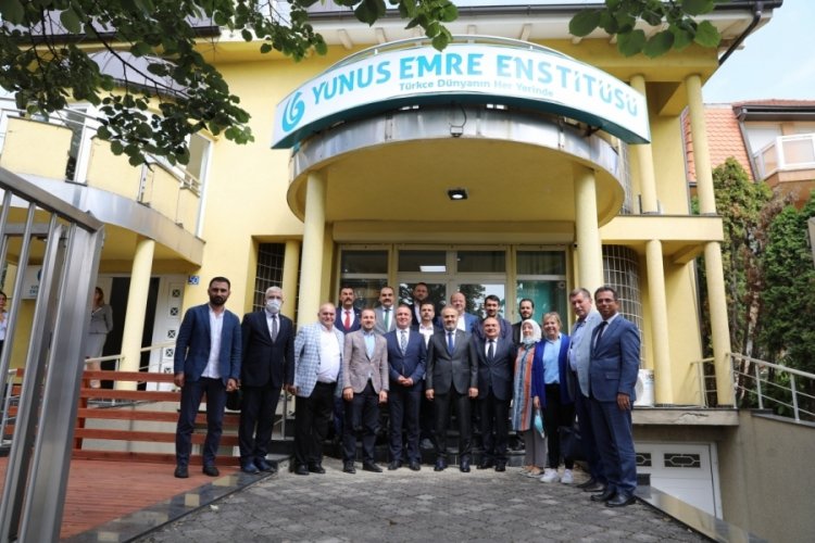 Kosova'da Bursa ile kardeşlik r&uuml;zgarı esti