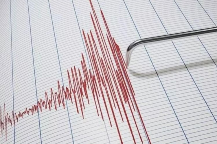İzmir'in Seferihisar il&ccedil;esi a&ccedil;ıklarında deprem!