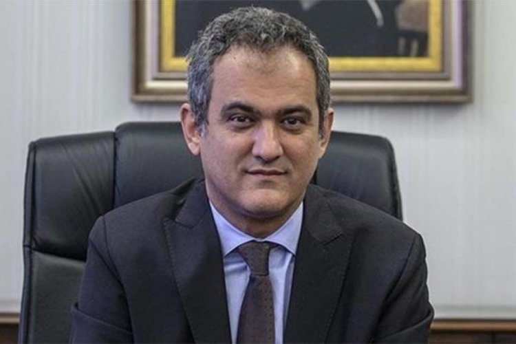 Milli Eğitim Bakanı &Ouml;zer'den y&uuml;z y&uuml;ze eğitim a&ccedil;ıklaması!