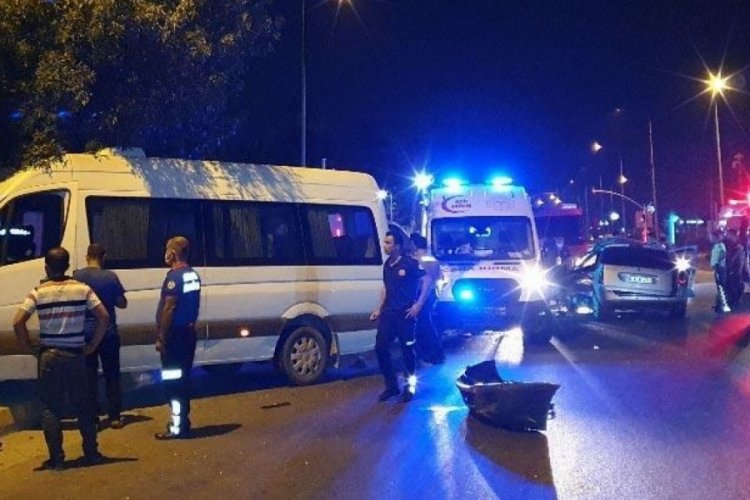 Adana'da feci kaza! 1 &ouml;l&uuml;, 3 yaralı
