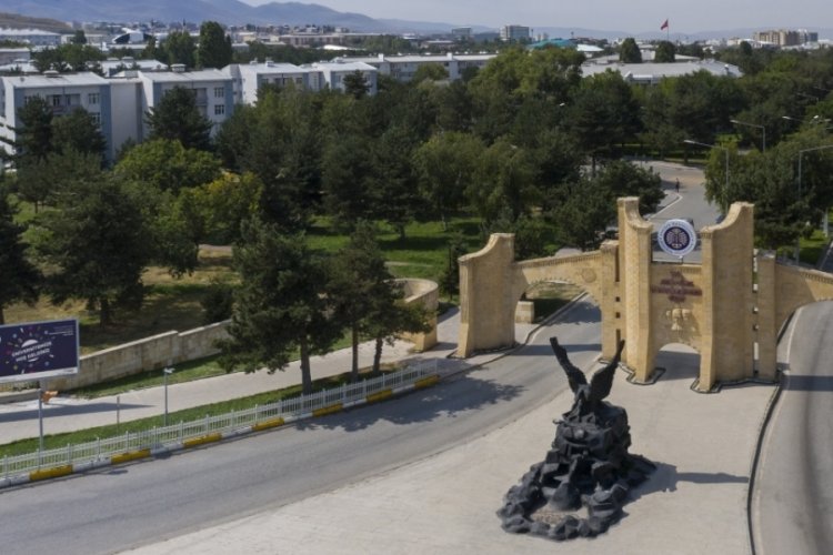 Erzurum Atat&uuml;rk &Uuml;niversitesinde y&uuml;z y&uuml;ze eğitim başlıyor