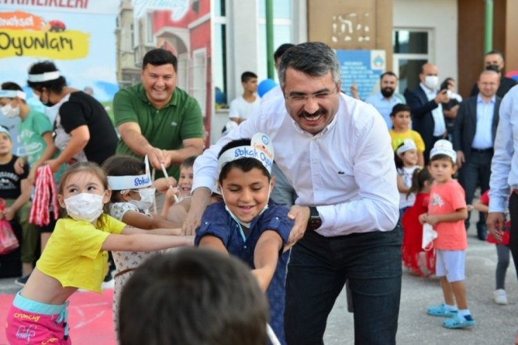 Bursa'da 'Geleneksel &Ccedil;ocuk Oyunları Şenliği' devam ediyor
