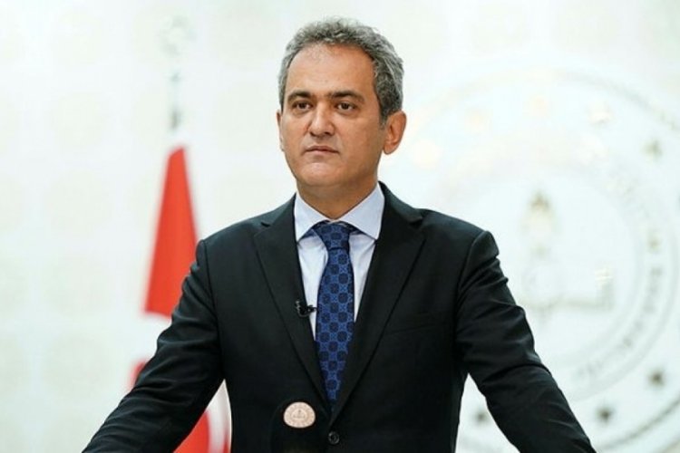 Bakan &Ouml;zer'den a&ccedil;ık &ouml;ğretim sınavlarıyla ilgili a&ccedil;ıklama