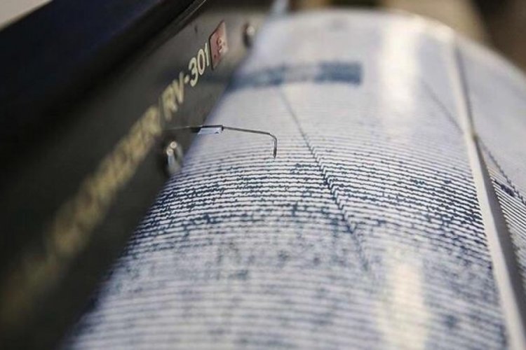 Dat&ccedil;a a&ccedil;ıklarında 4.2 b&uuml;y&uuml;kl&uuml;ğ&uuml;nde deprem!