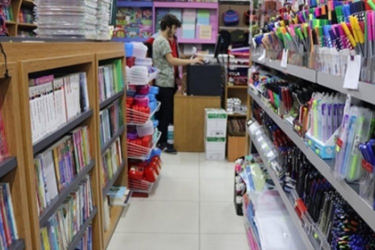 Yeni eğitim d&ouml;nemi &ouml;ncesi bakanlık harekete ge&ccedil;ti! Kırtasiye malzemeleri denetleniyor