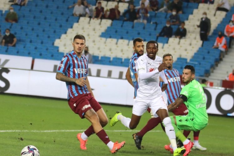 Sivasspor Trabzonspor karşısında yenilgiyle ayrıldı