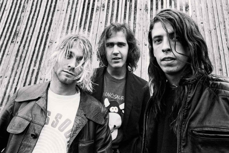 Nirvana grubuna şok dava! 30 yıl sonra davacı oldu