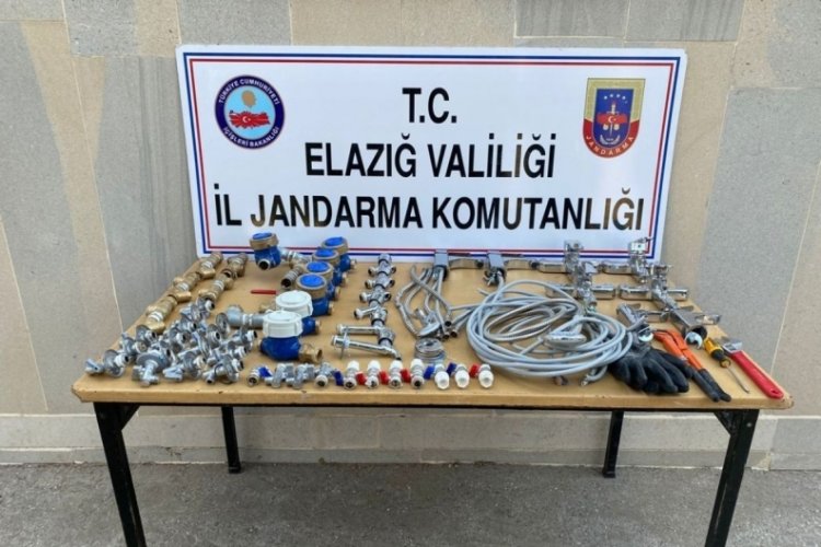 Elazığ'da deprem konutlarındaki hırsızlığa 2 tutuklama!