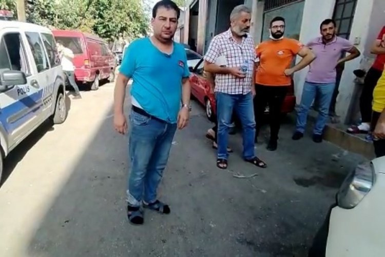 Bursa'da el ve ayakları bantlanıp soyulan esnafın komşuları o anları anlattı