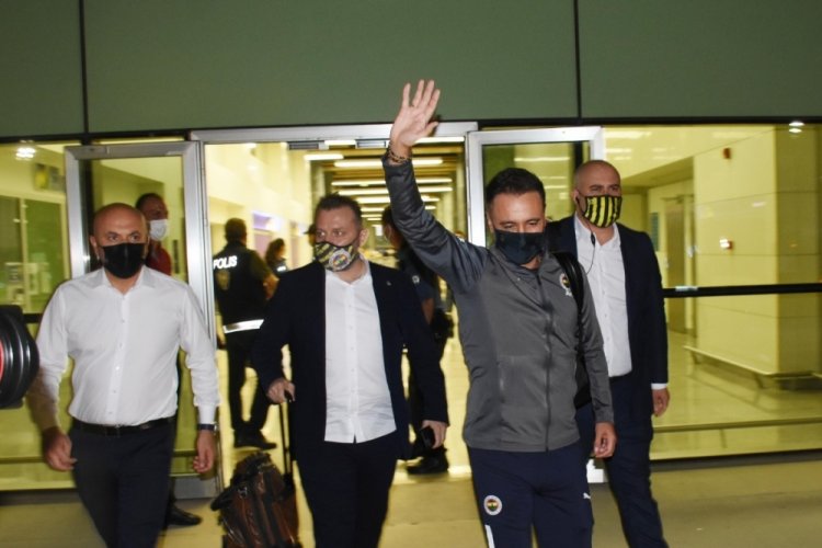 Fenerbah&ccedil;e, Altay ma&ccedil;ı i&ccedil;in İzmir'e ulaştı