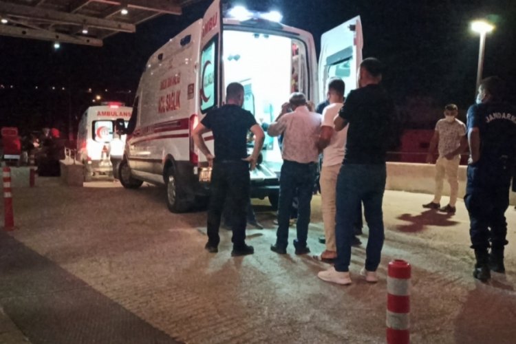 &Ccedil;orum'da k&ouml;y sakinleri ve bir grup arasında tartışma &ccedil;ıktı: 1 yaralı