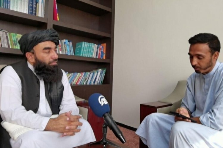 Taliban S&ouml;zc&uuml;s&uuml; M&uuml;cahid, havalimanı saldırısıyla ilgili konuştu