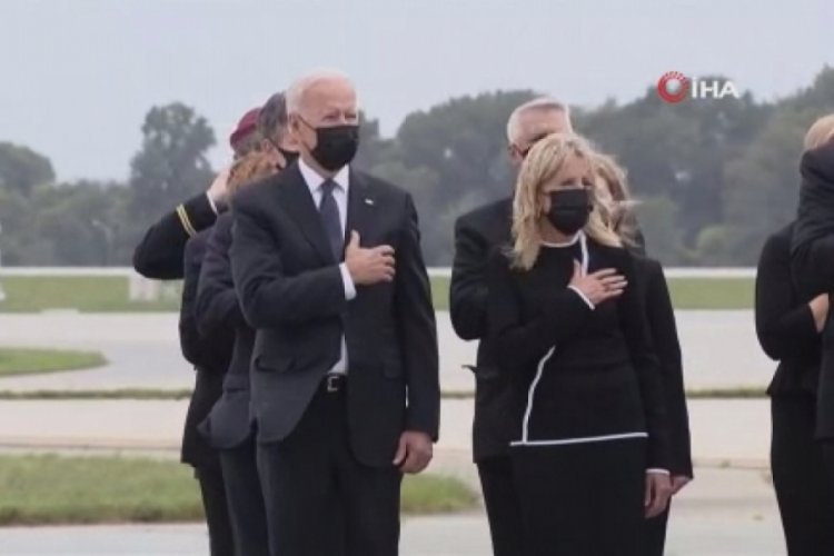 Biden, saldırılarda hayatını kaybeden ABD askerlerinin cenazelerini karşıladı