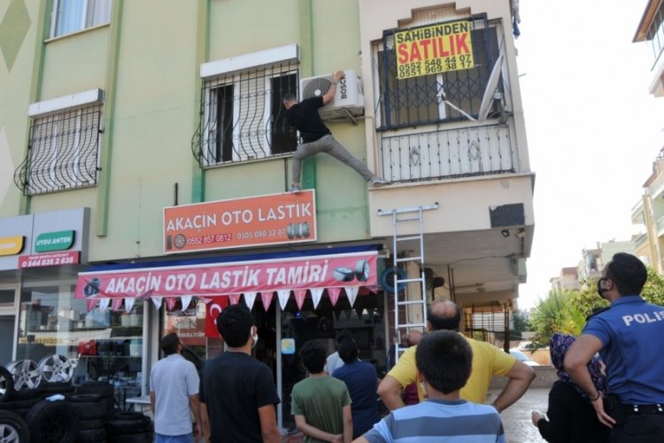 Antalya'da sarı sudan şüphelenen esnaflar, komşularının öldüğünü ortaya çıkardı