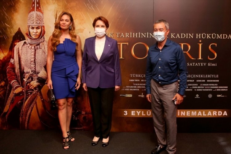 Akşener, 'Tomris' filminin galasına katıldı