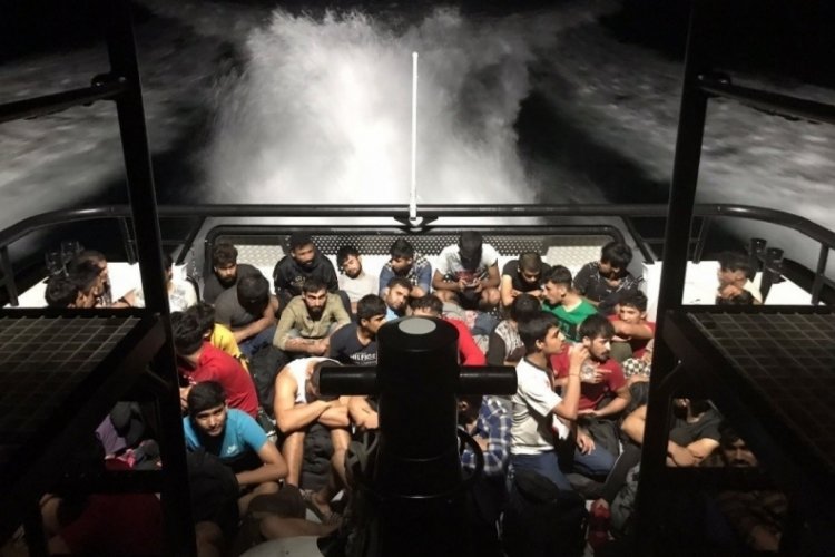 Bodrum a&ccedil;ıklarıda 63 ka&ccedil;ak g&ouml;&ccedil;men yakalandı