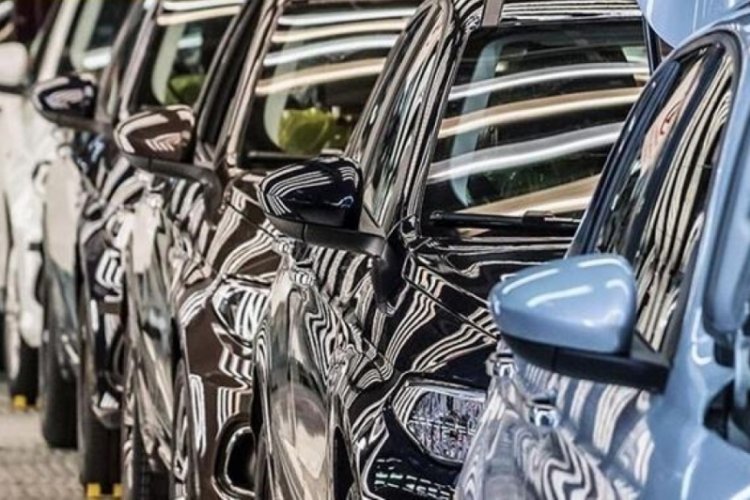 Ağustosta en fazla ihracat otomotiv end&uuml;strisi sekt&ouml;r&uuml;nde!