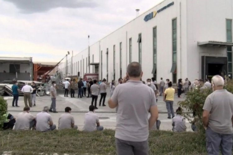 İstanbul'da korkutan yangını! Atat&uuml;rk Havalimanı b&ouml;lgesinde...