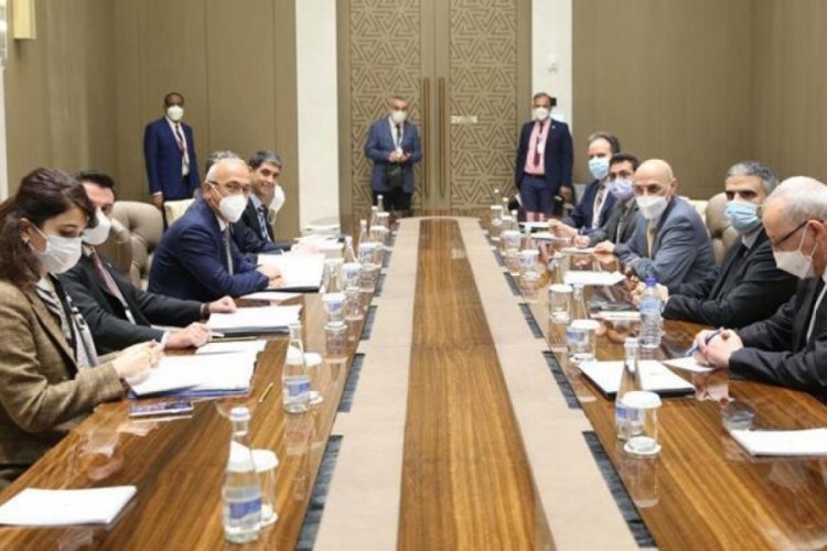 Bakan L&uuml;tfi Elvan, &Ouml;zbekistan'da İslam Kalkınma Bankası y&ouml;netimiyle bir arada!